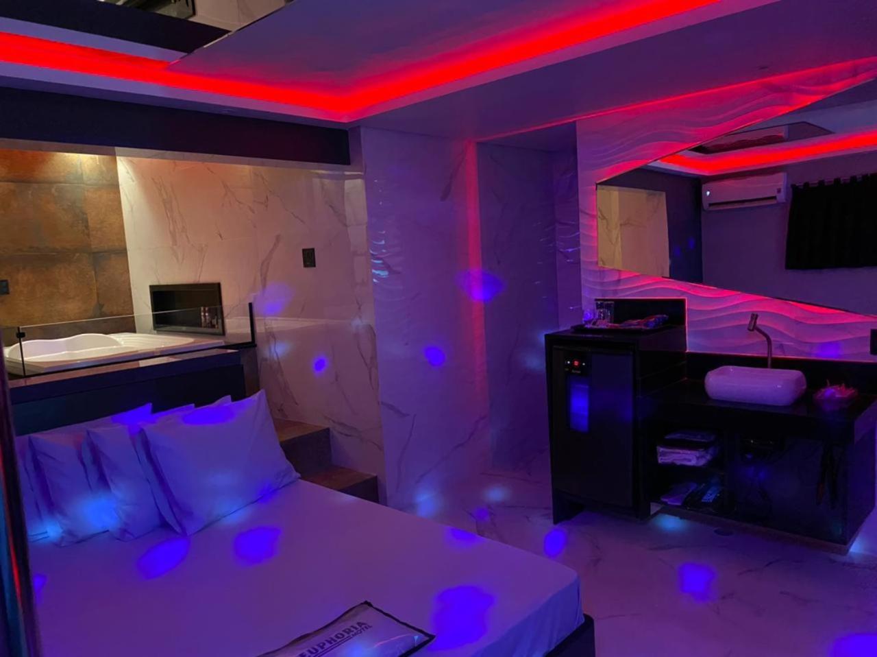 Euphoria Hotel do amor